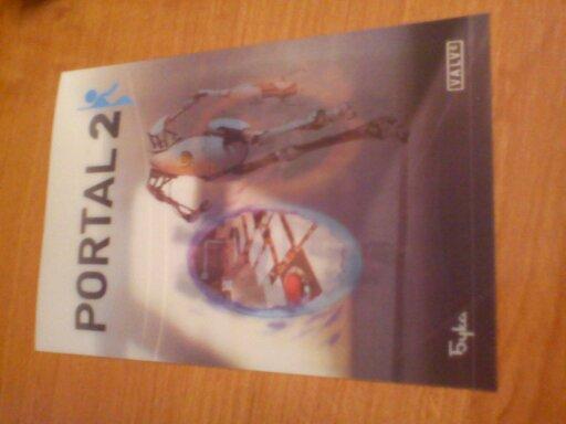 Portal 2 - Обзор издания Portal 2 (со значком)